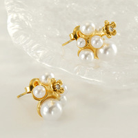 Boucles d'oreilles clous en acier inoxydable 304 plaqué or 18 carats sous vide, motif floral en grappe imitation perle, perles blanches, bijoux floraux 14x13mm, cadeaux pour femmes