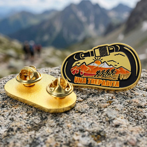 Pins Personalizados <span class=keywords><strong>de</strong></span> <span class=keywords><strong>Oro</strong></span> 3D, Pins Deportivos <span class=keywords><strong>de</strong></span> <span class=keywords><strong>Montaña</strong></span> para Exteriores, Pins <span class=keywords><strong>de</strong></span> Metal <span class=keywords><strong>de</strong></span> Aleación <span class=keywords><strong>de</strong></span> Zinc Esmaltados, Personalizados para Mochilas y Coleccionistas - Product Image 4