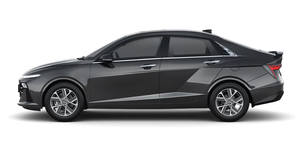 HYUNDAI  "VERNA SEDAN " À VENDRE À DES PRIX ABORDABLES Voiture en excellent état avec une consommation de carburant et des performances exceptionnelles - Product Image 5