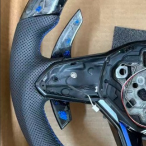 Volant en cuir en fibre de carbone forgé de haute qualité pour Volkswagen vw <span class=keywords><strong>Golf</strong></span> 4 5 6 <span class=keywords><strong>7</strong></span> 8 GTI <span class=keywords><strong>GTD</strong></span> Accessoires intérieurs automobiles - Product Image 3