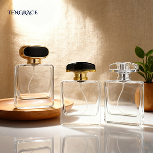 Elegante <span class=keywords><strong>Perfume</strong></span> EDP para <span class=keywords><strong>Mujer</strong></span> en Botella de Vidrio Cuadrada Transparente con Tapa Dorada y Negra, Logotipo Personalizado y Marca Privada - Product Image 2