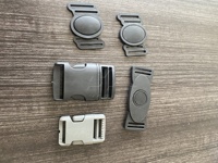 Accessoires Spéciaux pour Sacs : Boucle de Ceinture en Plastique Robuste, Sécurisée et Étanche, Fournie par l'Usine, à Libération Rapide pour Sacs à Dos