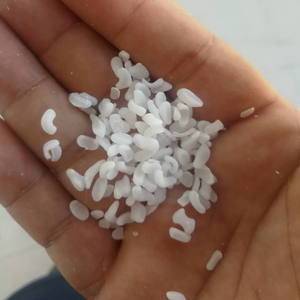 PLA PP <span class=keywords><strong>PE</strong></span> PETG LDPE 과립용 플라스틱 애플리케이션용 고광택 Na2So4 필러 마스터 배치 - Product Image 5