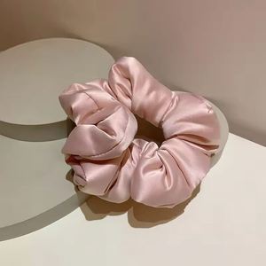 Accessoires de coiffure de mariage : Élastiques pour cheveux bouclés, Chouchous volumineux en coton PP, Chouchous en soie - Product Image 3