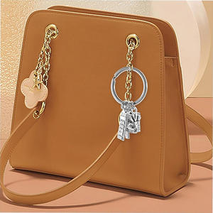 Porte-clés en alliage de zinc tendance, imprimé UV, porte-clés <span class=keywords><strong>pour</strong></span> <span class=keywords><strong>sac</strong></span> <span class=keywords><strong>à</strong></span> <span class=keywords><strong>dos</strong></span>, cadeaux de fête de remise de diplôme et cadeaux <span class=keywords><strong>pour</strong></span> enseignants - Product Image 6