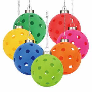 Venta al por mayor OEM Pickleball llavero 40 agujeros ornamento para vacaciones árboles de Navidad decoraciones regalo recuerdo - Product Image 1