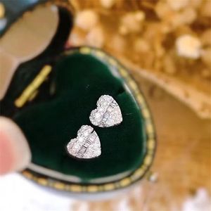 ต่างหูเพชรแท้รูปหัวใจ Xinfly Luxury Unisex ทอง 18K น้ำหนัก 0.26 กะรัต AU750 - Product Image 5