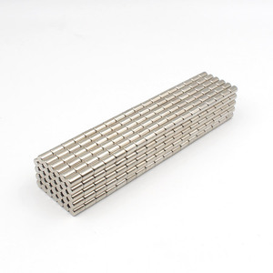 Imán Cilíndrico N52 de 4 mm de Diámetro Exterior y 8 mm de Altura, Imán de Neodimio NdFeB, Disco Magnético de 4*8, Imán Cilíndrico de 4x8 mm, <span class=keywords><strong>Pequeño</strong></span> Imán Circular de 4x8 mm - Product Image 1