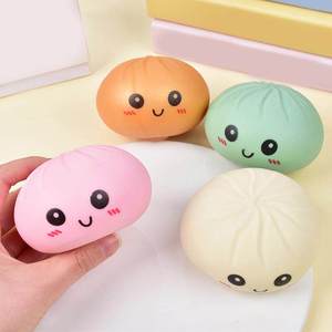 Juguete Antiestrés de Peluche con Forma de Bollo, Suave y Agradable al Tacto - Product Image 6