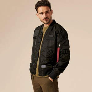 Blouson aviateur MA-1 pour homme avec détails en patchwork, veste d'hiver rembourrée décontractée - Product Image 5