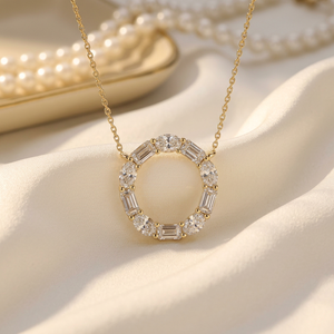 Pendentif cercle en moissanite argentée avec pierres ovales et taille émeraude, collier multi-formes - Product Image 5