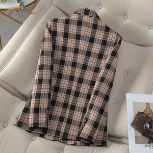 Traje de Lana de 2 Piezas para Mujer, Elegante y Sencillo, <span class=keywords><strong>Blazer</strong></span> a <span class=keywords><strong>Cuadros</strong></span> Marrón y Azul Marino con Falda de Cintura Alta y Decoración de Botones, Formal e Informal - Product Image 3