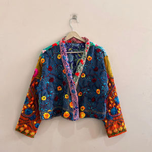 Chaqueta Kantha Reversible de Algodón para Mujer, Diseño Festivo con Parches Transpirables, Artesanía Única para Regalo - Product Image 1