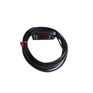 Original New Keyence PZ-M31 Photoelectric Sensor of the PZ-V/M Series Instrument Parts & Accessories - Product Image 1