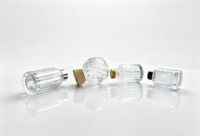 Nuevo Diseño Decorativo y Lujoso, Botella Difusora de Vidrio Transparente de 110ml, 150ml, 200ml, 250ml, Frasco de Perfume en Relieve Vacío