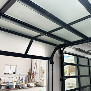 Portes de <span class=keywords><strong>garage</strong></span> résidentielles modernes en aluminium noir avec cadre en grille et verre dépoli, personnalisables, au meilleur prix de gros pour la maison - Product Image 5