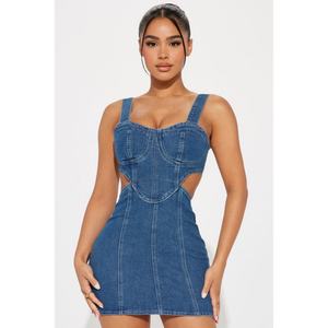 Nuevo Diseño Vestido Casual Sexy para Mujer con Escote Corazón y Recortes en Mezclilla Blanca de Alta Calidad - Product Image 4