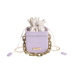 Nouveau style 2027 – Sac à main tendance pour femme avec chaîne – Sac bandoulière petit format carré – Lot mixte - Product Image 3