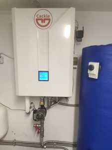 18kw 16kw R32 केंद्रीय हीटिंग और शीतलन प्रणाली हवा से पानी के लिए पानी हीट पंप पानी हीटर 20kw