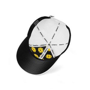 หมวกแก๊ปไนลอนแบบ Snapback ตกแต่งยางแบบกำหนดเอง 6 แผง ปีกโค้ง ตัดด้วยเลเซอร์ ขายส่ง - Product Image 3