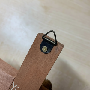 Statuette di Crocifisso in Legno Intagliate a Mano Senza Marca Gesù Felice Articoli Religiosi Artigianato in Legno - Product Image 1