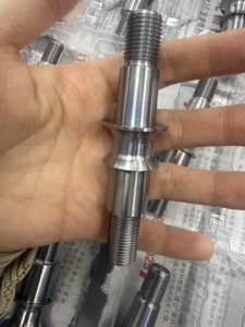 Servicio de Mecanizado CNC de Precisión Personalizado en Fábrica con Certificación ISO9001, Piezas de Aluminio y Acero Inoxidable, Fresado, Torneado y Perforación Personalizados - Product Image 1
