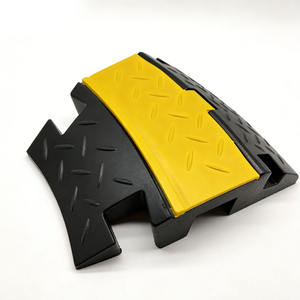 <span class=keywords><strong>Rampe</strong></span> <span class=keywords><strong>de</strong></span> protection <span class=keywords><strong>de</strong></span> câble imperméable et durable, résistante aux intempéries, pour extérieur, 30 degrés - Product Image 1