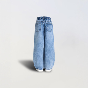 Jeans in denim lavato a gamba larga casual da bambina per il commercio estero, stile quattro stagioni, con elastico in vita, per bambini più grandi - Product Image 3