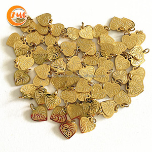 Wholesale High Quality PVD Plated 18k Gold Stainless Steel Custom Engraved Heart Charm Bracelets - Product Image 5