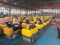 Compacteur routier hydraulique à double tambour de 0,5 tonne à haute efficacité, compresseur d'asphalte diesel pour la construction de chaussées