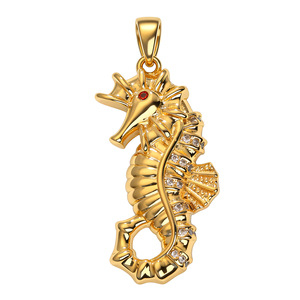 Breloques Hippocampe Rayé Bleu Émail HD488, Pendentif Hippocampe Bicolore avec Perle, Breloques Couronne Océanique Incrustées de Zirconium pour Femme, Vente en Gros - Product Image 5