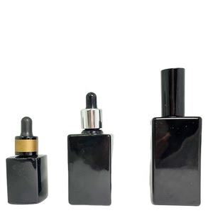 Bouteille en verre noir mat - Product Image 1