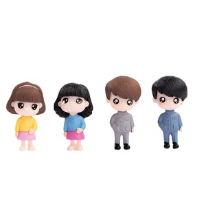 ตุ๊กตาการ์ตูนคู่รักตกแต่ง PVC มินิฟิกเกอร์สำหรับห้องนั่งเล่นของขวัญวันเกิดรูปร่างไม่สม่ำเสมอ D1440 - Product Image 1