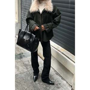 Manteau surdimensionné en jean et velours côtelé imprimé avec col en fourrure de lapin, fermeture éclair et simple boutonnage 6135-08 - Product Image 1