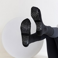Chaussettes de Pilates CMAX OEM avec grip pour femmes, chaussettes antidérapantes en coton pour le yoga, l'hôpital, la barre, la maison, les cadeaux quotidiens