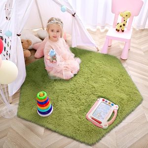 Alfombra de Juego Hexagonal con Diseño de Castillo de Princesa - 4.6x4 Pies, Alfombra Infantil Antideslizante, Suave y Afelpada, para Decoración de Habitación de Niñas - Product Image 3