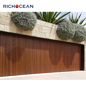 Prix des portes de <span class=keywords><strong>garage</strong></span> à grille dissimulée Télécommande sectionnelle verticale 12x8 Couleur marron Porte de <span class=keywords><strong>garage</strong></span> Style USA - Product Image 4