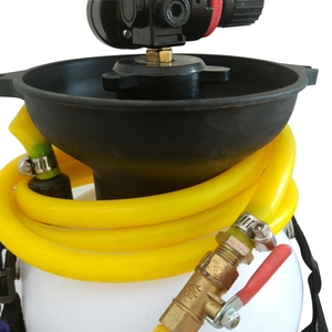 Outil de remplissage d'<span class=keywords><strong>huile</strong></span> automobile de nouveau style Injecteur d'<span class=keywords><strong>huile</strong></span> pneumatique 10L - Product Image 6
