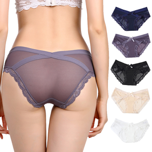 Culottes pour femmes en satin transparent à <span class=keywords><strong>dos</strong></span> en maille sans couture avec bordure en dentelle et nœud devant - Product Image 1