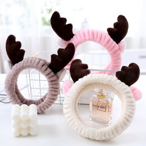Suave alce astas diseño dibujos animados pelo toalla maquillaje diadema coral polar lindo niñas lavado cara diadema - Product Image 2