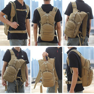 Sac à dos tactique imperméable de camouflage Oxford pour l'extérieur, sac à dos d'hydratation pour la randonnée avec sac à <span class=keywords><strong>eau</strong></span> - Product Image 4
