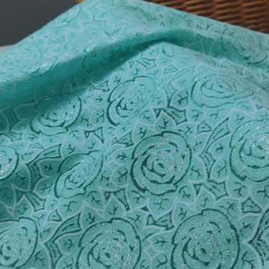82% विस्कोज़ 18% पॉलिएस्टर फीता फूल 3 डी डिजाइन वेडिंग ड्रेस स्कर्ट कपड़े के टुकड़े टुकड़े टुकड़े और जैक्वार्ड बुना हुआ सादा रंग - Product Image 2