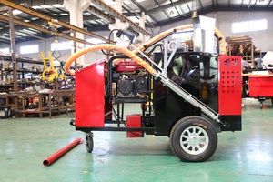 Machine de scellement des fissures de remblais et de chaussées avec moteur et pompe pour l'industrie de la construction - Product Image 6