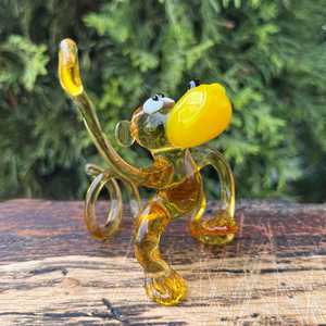 Figura de Mono de Vidrio Soplado a Mano con Plátano Marrón y Detalles Rojos, Decoración Coleccionable de Pascua, Arte Artesanal de Rajasthan - Product Image 5