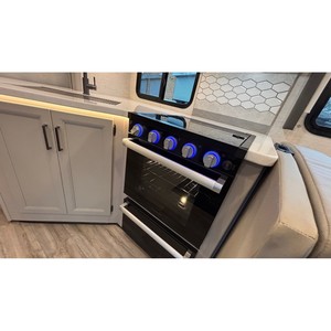 Camping-car THOR 29G 2026 Arrivage Prochain Gris Aluminium 4-6 Passagers 6 Émissions Réglables Poids Inférieur à 7,5T - Product Image 6