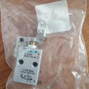 Una Válvula de Palanca de Rodillos Nueva L-<span class=keywords><strong>3</strong></span>-M5 3628 con Garantía de Calidad - Product Image 1