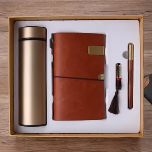 Anpassbare Business Office Staff Sets Holz stift Notebook Flash Disk Cup Brieftasche Inspirational Pen Geschenkset