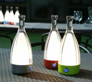 Creative Cordless Ricaricabile <span class=keywords><strong>Lampada</strong></span> da Scrivania Notte in Alluminio Corpo Bottiglia di Vino Inspired <span class=keywords><strong>Lampada</strong></span> da Tavolo per la Decorazione del Bar del Ristorante - Product Image 3