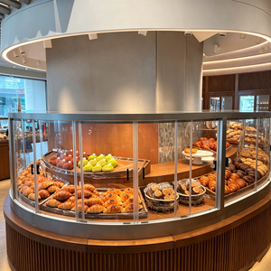 Éclairage LED d'armoire d'exposition de pain en <span class=keywords><strong>verre</strong></span> trempé rond personnalisé d'usine de kiosque d'affichage de dessert - Product Image 6