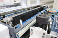 Machine de laminage de film à alimentation par feuilles automatique multifonctionnelle à haute vitesse pour l'industrie de l'impression et de l'emballage, à économie d'énergie
